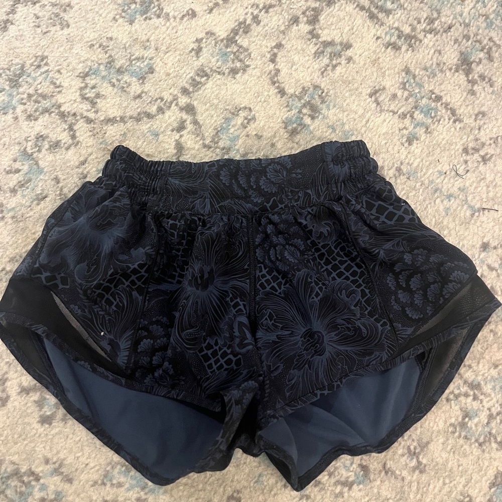 LULULEMON HOTTY HOTS